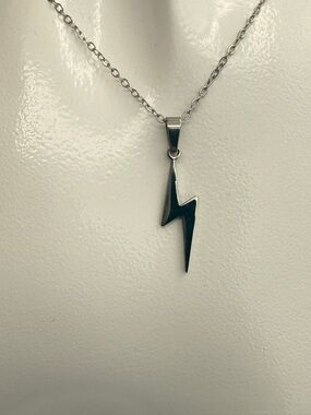 Source Unknown Silver Lightning Bolt Necklace - Silver